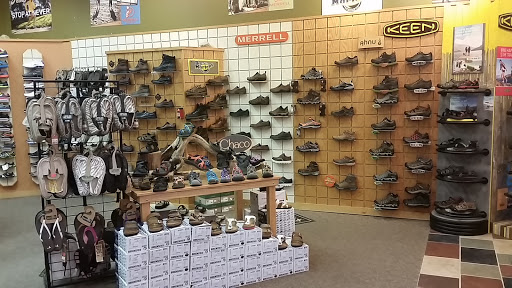 Shoe Store «Tradehome Shoes», reviews and photos, 1076 Layton Hills Mall #1088, Layton, UT 84041, USA