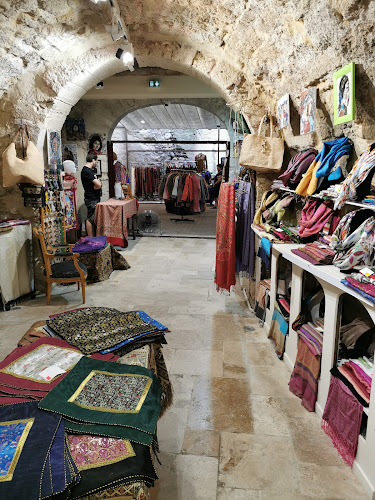 Magasin de vêtements Deux Siècles De Soie Pézenas