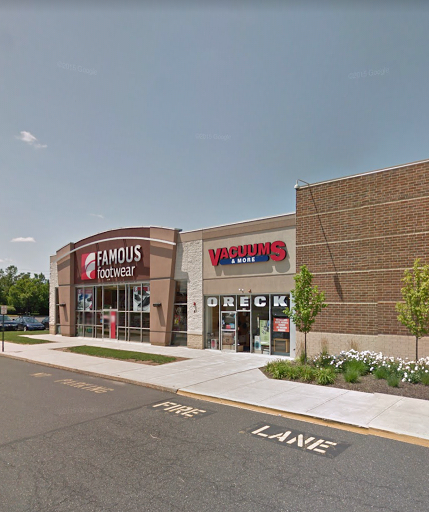 Shoe Store «Famous Footwear», reviews and photos, 180 N West End Blvd, Quakertown, PA 18951, USA