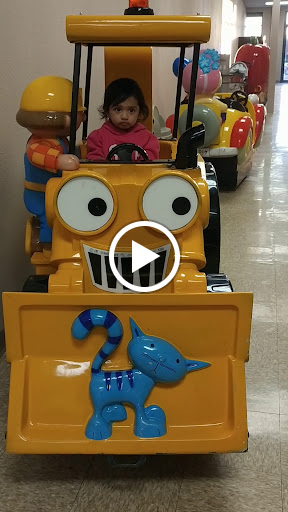 Shopping Mall «Johnson Creek Premium Outlets», reviews and photos, 575 Linmar Ln, Johnson Creek, WI 53038, USA