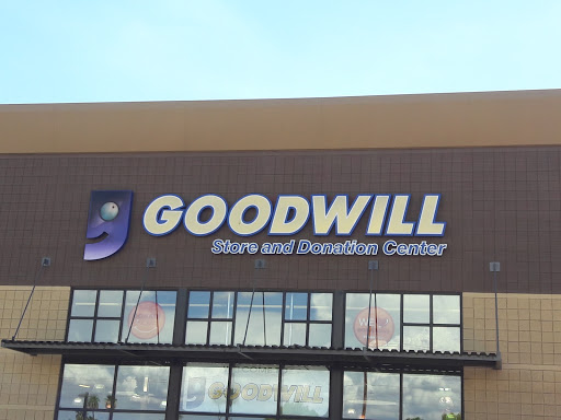 Thrift Store «Grand & Mountain View Goodwill Retail Store & Donation Center», reviews and photos, 14063 W Grand Ave, Surprise, AZ 85374, USA