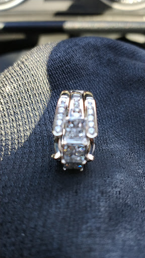 Jewelry Store «Akron Coin & Jewelry Inc.», reviews and photos, 3235 Manchester Rd, Akron, OH 44319, USA