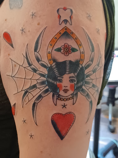 Tattoo Shop «Forever Tattoo», reviews and photos, 98 N Lexington Ave, Asheville, NC 28801, USA