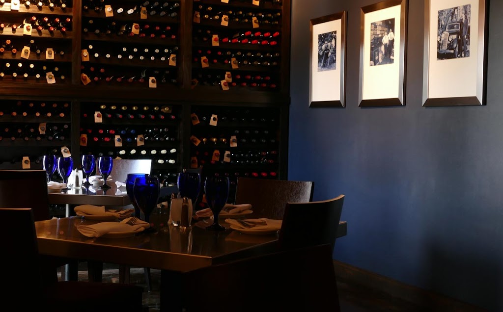 Ely's Restaurant & Bar 39157