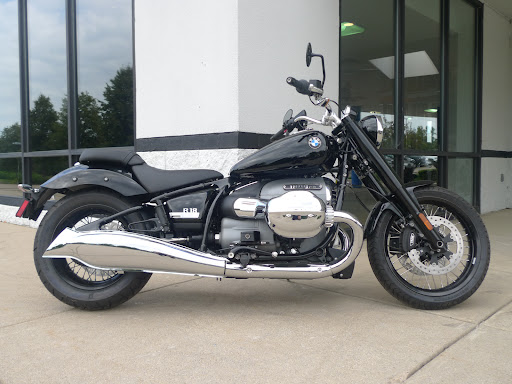 BMW Motorcycle Dealer «BMW Motorcycles Southeast Michigan», reviews and photos, 14855 Sheldon Rd, Plymouth, MI 48170, USA