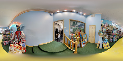 Clothing Store «PeachTree», reviews and photos, 129 W Columbus Ave, Bellefontaine, OH 43311, USA