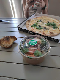 Plats et boissons du Pizzas à emporter PōCO Pizzashop à Vaux-sur-Mer - n°3