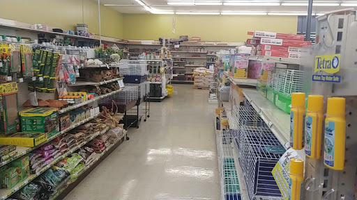 Pet Supply Store «Pet Food Center», reviews and photos, 4036 N First Ave, Evansville, IN 47710, USA