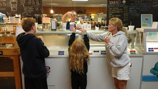 Espresso Bar «Friends on the Square», reviews and photos, 41 N Wisconsin St, Elkhorn, WI 53121, USA