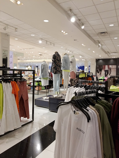 Shopping Mall «Los Cerritos Center», reviews and photos, 239 Los Cerritos Center, Cerritos, CA 90703, USA