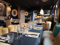 Atmosphère du Restaurant de fondues L'Atelier Marcel - fondue à Megève - n°2