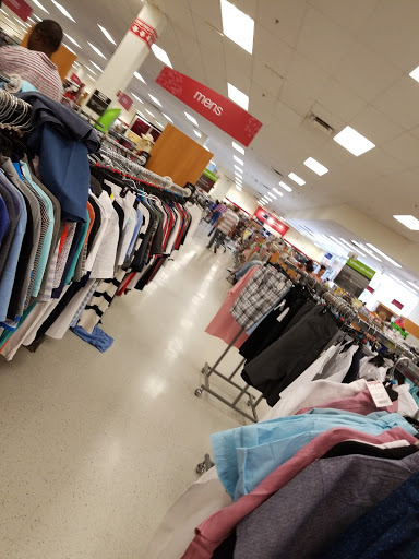 Department Store «T.J. Maxx», reviews and photos, 290 Larkin Dr, Monroe, NY 10950, USA