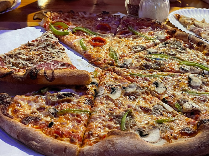 #1 best pizza place in Wausau - Fat Joe's Pizzeria