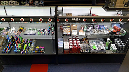 Tobacco Shop «Smoker Friendly», reviews and photos, 281 E 29th St F, Loveland, CO 80538, USA