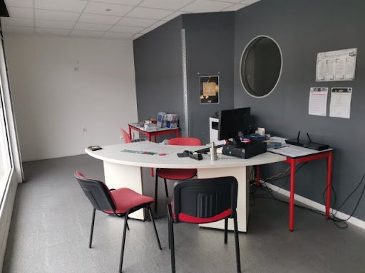ECF - French Auto-École à Gençay, Vienne