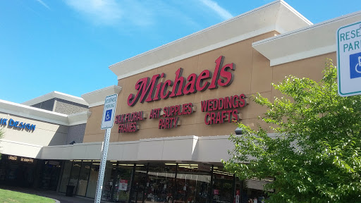 Shopping Mall «Oregon City Shopping Center», reviews and photos, I-205, Oregon City, OR 97045, USA