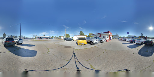 Used Car Dealer «Mike And Rods Auto Sales», reviews and photos, 515 Grandview Ave, Muscatine, IA 52761, USA