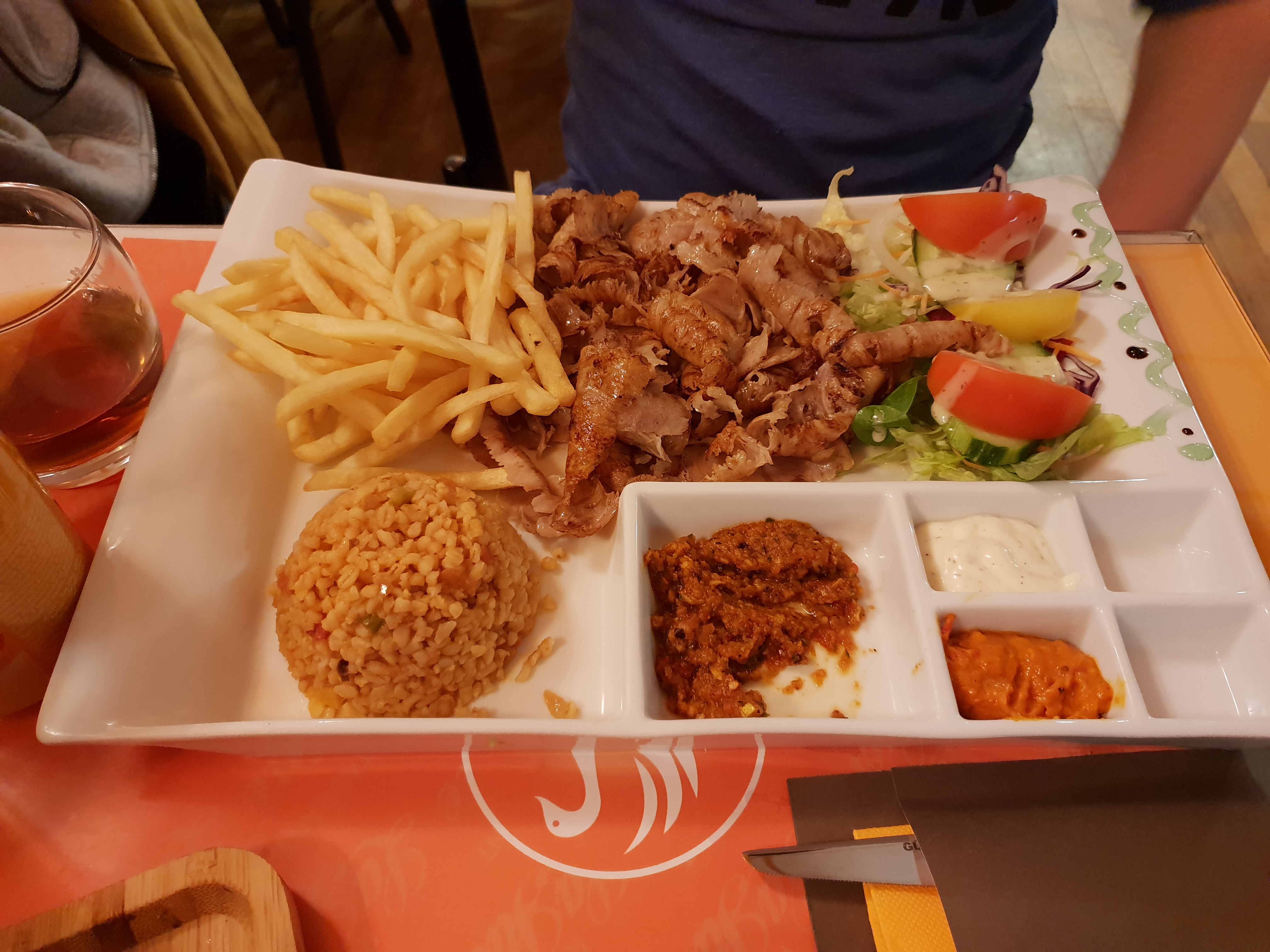 Photo n° 2 de l'avis de erkan.e fait le 21/11/2018 à 20:27