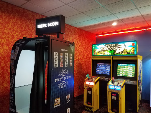 Movie Theater «Regal Cinemas Manassas 14 & IMAX», reviews and photos, 11380 Bulloch Dr, Manassas, VA 20109, USA