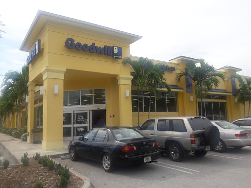 Thrift Store «Goodwill Port St. Lucie/Gatlin Store & Donation Center», reviews and photos