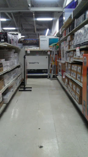 Discount Store «National Wholesale Liquidators», reviews and photos, 725 William T Morrissey Blvd, Dorchester, MA 02122, USA