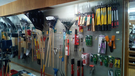 Hardware Store «Hiland Park Hardware Company», reviews and photos, 3613 6th Ave, Des Moines, IA 50313, USA