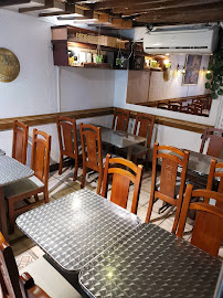Atmosphère du Restaurant libanais Restaurant Layal à Paris - n°9