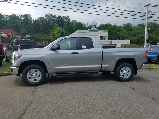 Toyota Dealer «North Hills Toyota», reviews and photos, 7401 McKnight Rd, Pittsburgh, PA 15237, USA