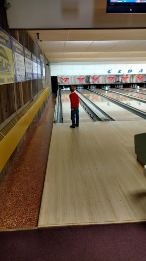 Bowling Alley «Cedar Lanes», reviews and photos, 270 S Cedar St, Imlay City, MI 48444, USA