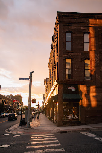 Boutique «Boomerang Retro & Relics», reviews and photos, 100 W Washington St, Marquette, MI 49855, USA