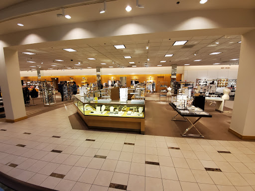 Department Store «Nordstrom Clackamas Town Center», reviews and photos, 11900 SE 82nd Ave, Happy Valley, OR 97086, USA