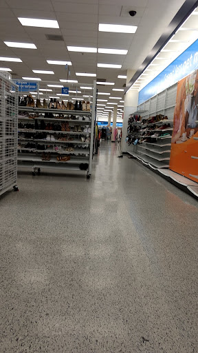 Clothing Store «Ross Dress for Less», reviews and photos, 1119 Industrial Rd, San Carlos, CA 94070, USA