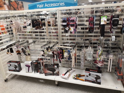 Clothing Store «Ross Dress for Less», reviews and photos, 8888 Waltham Woods Rd, Parkville, MD 21234, USA