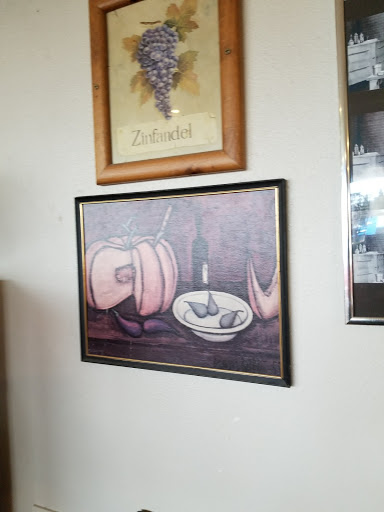 Pizza Restaurant «Flying Pie Pizzeria», reviews and photos, 16691 SE McLoughlin Blvd, Milwaukie, OR 97267, USA