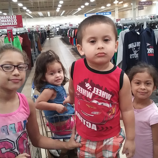 Clothing Store «Burlington Coat Factory», reviews and photos, 287 Washington St, Attleboro, MA 02703, USA