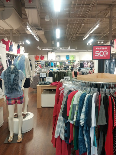 Clothing Store «Gap Outlet», reviews and photos, 562 Pinnacle Pkwy, Bristol, TN 37620, USA