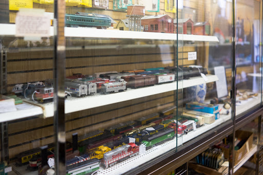 Antique Store «Downtown Antiques Mall», reviews and photos, 1 Court Square, West Plains, MO 65775, USA