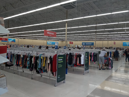 Thrift Store «Savers», reviews and photos, 3900 Tyler St, Riverside, CA 92503, USA