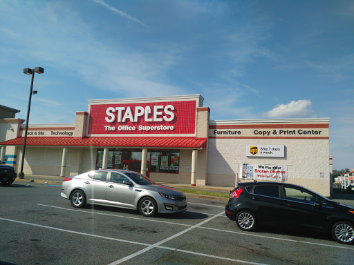 Office Supply Store «Staples», reviews and photos, 128 Sunset Blvd, New Castle, DE 19720, USA