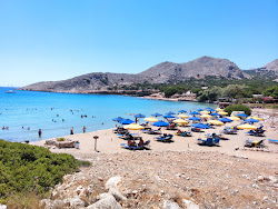 Paralia Ftenagia II'in fotoğrafı küçük koy ile birlikte