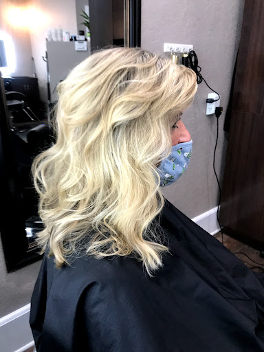 Beauty Salon «Lake Tapps Salon», reviews and photos, 17008 Forest Canyon Rd E, Lake Tapps, WA 98391, USA