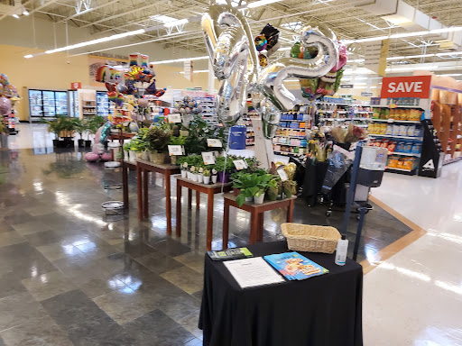 Supermarket «Super Stop & Shop», reviews and photos, 25 Walkers Brook Dr, Reading, MA 01867, USA