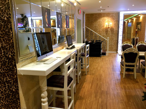 Karaoke Bar «A Plus VIP Lounge», reviews and photos, 214 W Main St, Urbana, IL 61801, USA