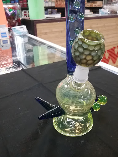 Tobacco Shop «Waves Smoke & Vapes», reviews and photos, 6740 E University Dr #103, Mesa, AZ 85205, USA