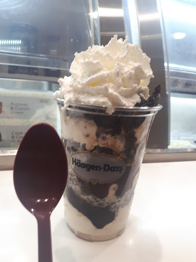 Ice Cream Shop «Haagen-DazsÂ® Ice Cream Shop», reviews and photos, 286 Miracle Mile, Coral Gables, FL 33134, USA