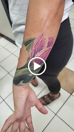 Tattoo Shop «Las Vegas Tattoo Co», reviews and photos, 1829 E 7th Ave, Tampa, FL 33605, USA