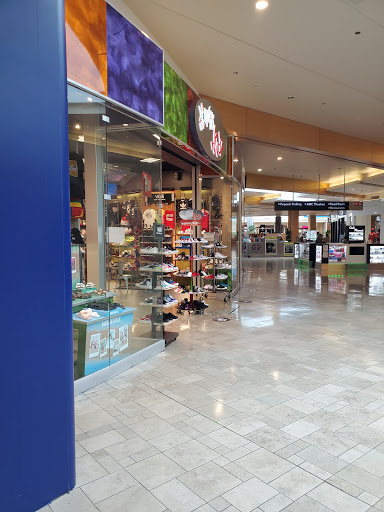 Shopping Mall «Westfield Santa Anita», reviews and photos, 400 S Baldwin Ave, Arcadia, CA 91007, USA