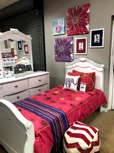 Furniture Store «JR Furniture Tukwila», reviews and photos, 1201 Andover Park E, Seattle, WA 98188, USA