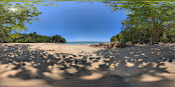 Foto von Little White Sandy Beach mit kleine bucht