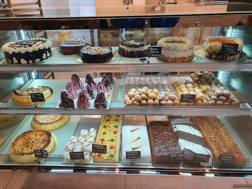 Pastelería Cafeteria Corne's en Leganés, Madrid